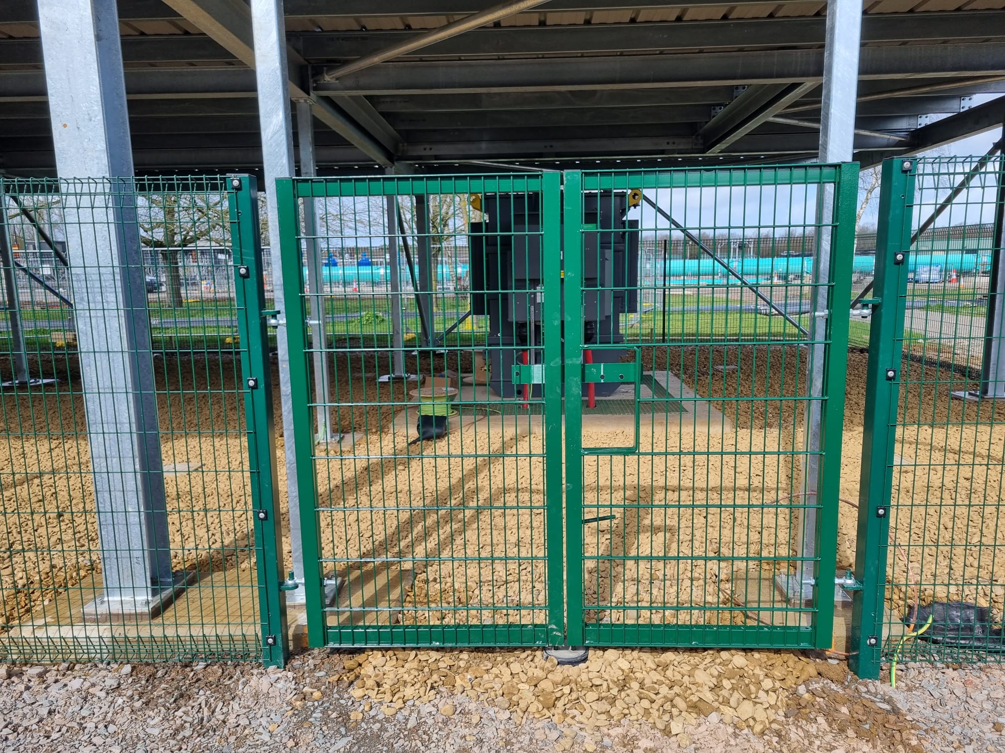 Lap fence panels